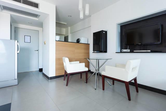 Galare Thong Tower Aparthotel Chiang Mai Bagian luar foto
