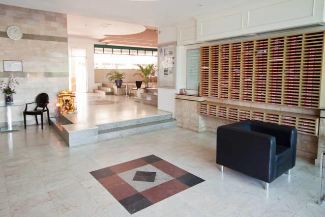Galare Thong Tower Aparthotel Chiang Mai Bagian luar foto
