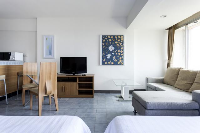 Galare Thong Tower Aparthotel Chiang Mai Bagian luar foto