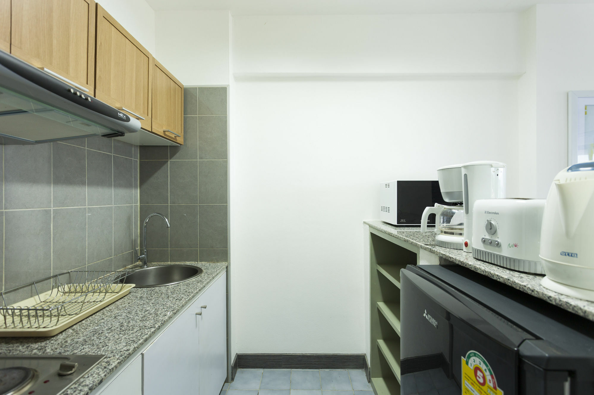 Galare Thong Tower Aparthotel Chiang Mai Bagian luar foto