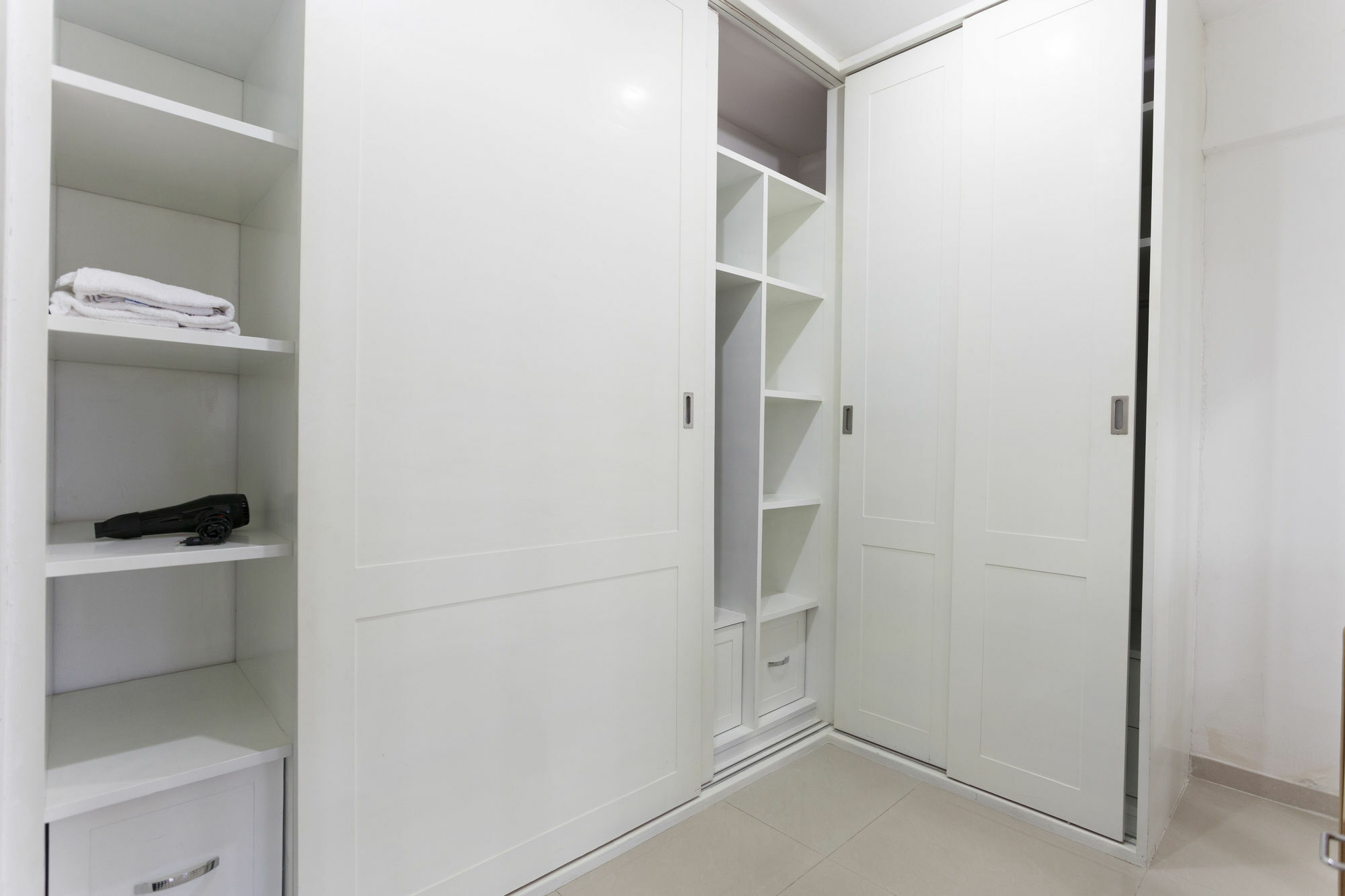 Galare Thong Tower Aparthotel Chiang Mai Bagian luar foto
