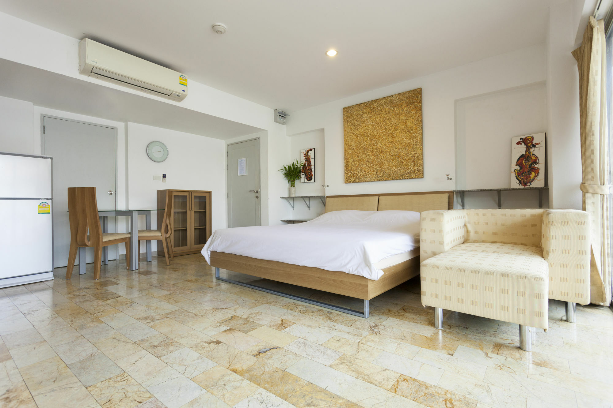 Galare Thong Tower Aparthotel Chiang Mai Bagian luar foto