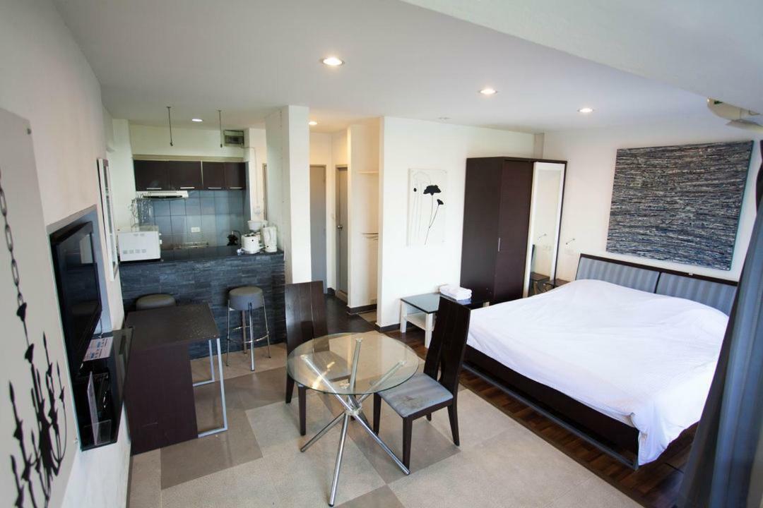 Galare Thong Tower Aparthotel Chiang Mai Bagian luar foto