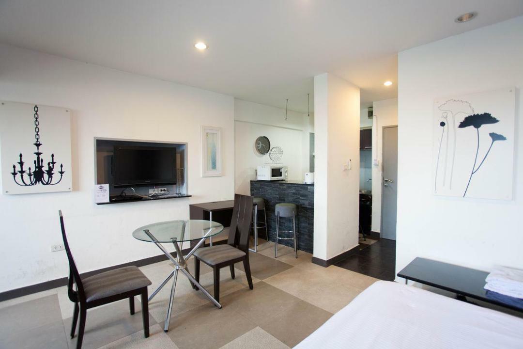 Galare Thong Tower Aparthotel Chiang Mai Bagian luar foto